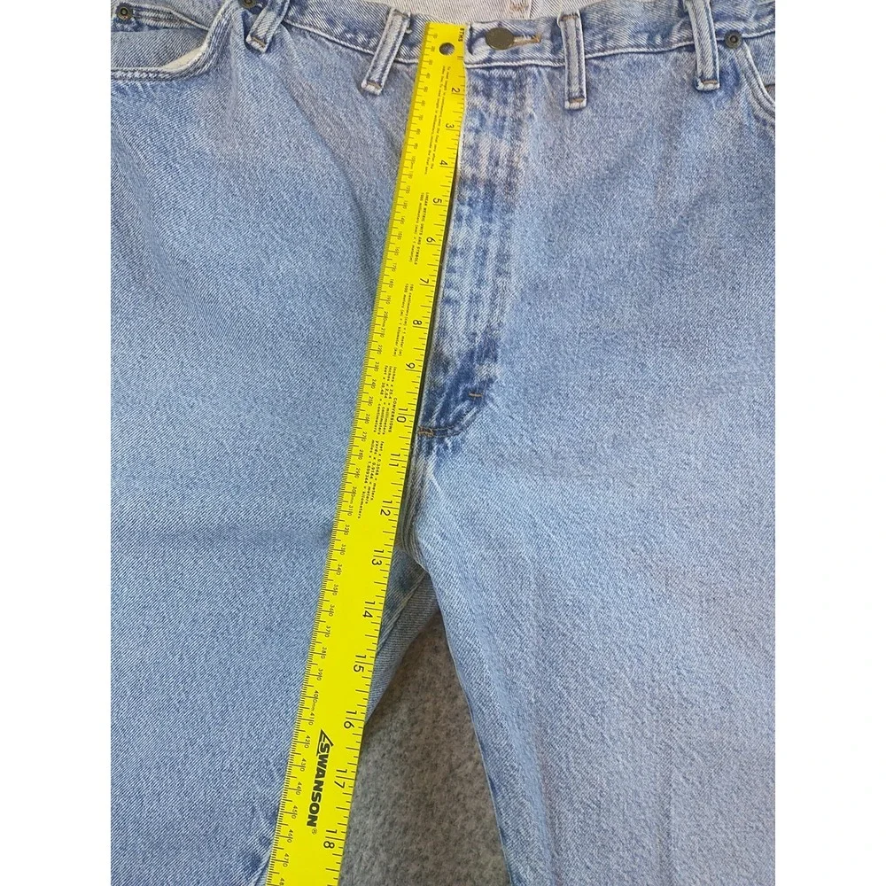 Wrangler Denim Blue Jeans Men's Size 42x31 Straight Leg Light Wash 96501DS Chore - Picture 9 of 16